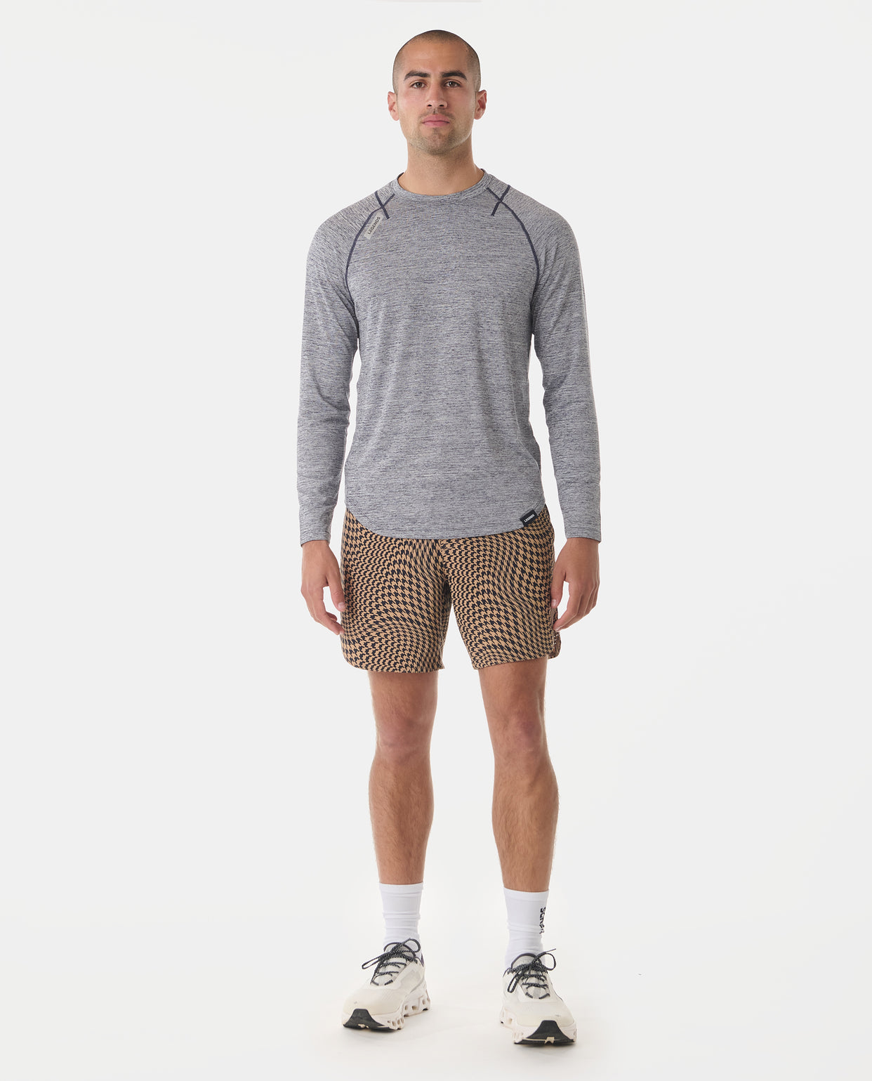 Luka Short Warped Houndstooth Camel